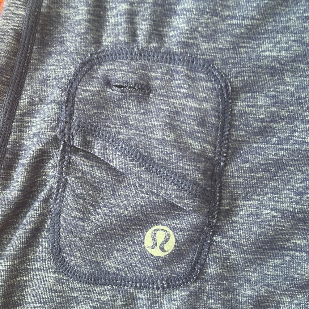 EUC SIZE 6 LULULEMON ATHLETICA RUN FREE TANK TOP - Picture 3 of 5